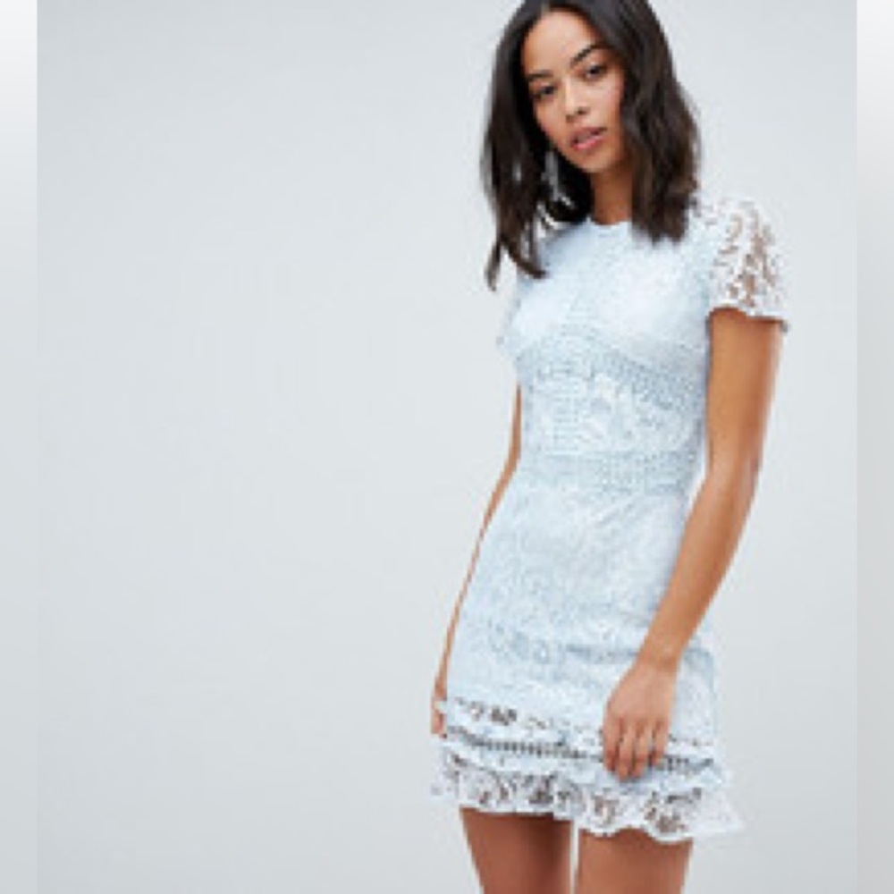 Brand New! Parisian Collection light blue lace short sleeve mini dress size 6